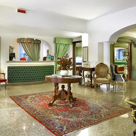 Colonna Palace Mediterraneo מלון אולביה