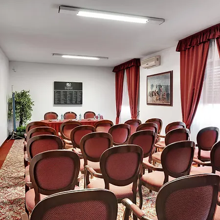 Colonna Palace Mediterraneo מלון אולביה