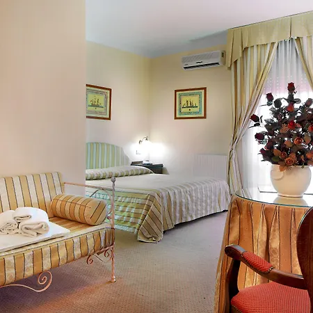 Colonna Palace Mediterraneo Όλμπια