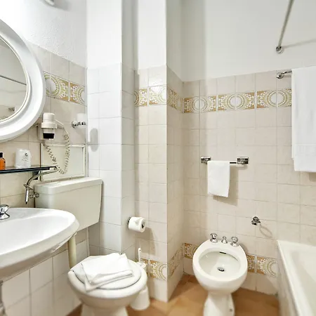 Colonna Palace Mediterraneo Όλμπια