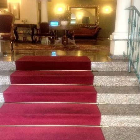 מלון Colonna Palace Mediterraneo