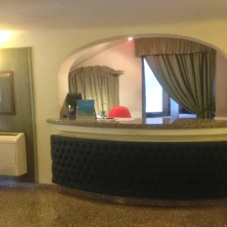 Szálloda Colonna Palace Mediterraneo 4*