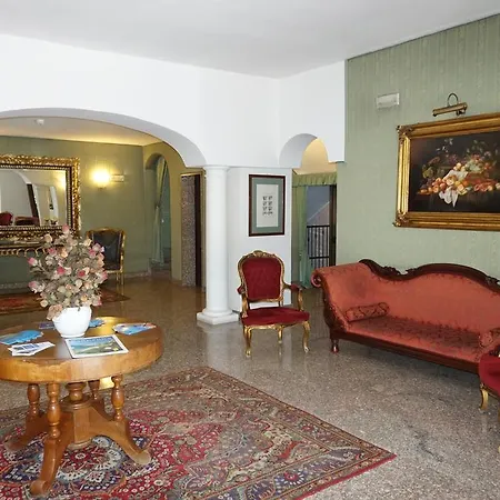 Szálloda Colonna Palace Mediterraneo 4*