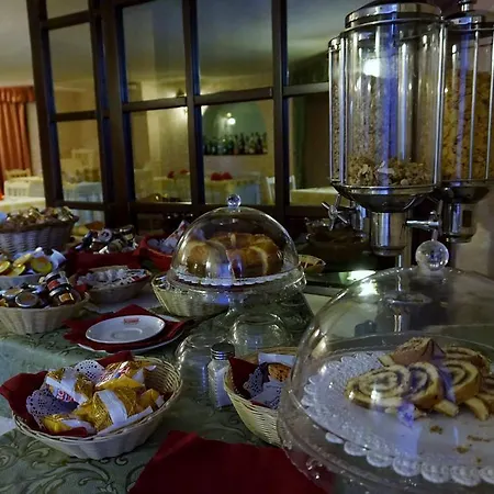 Szálloda Colonna Palace Mediterraneo 4*
