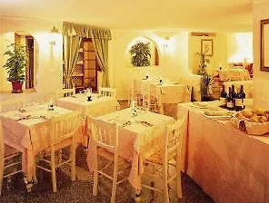 Colonna Palace Mediterraneo מלון 4*