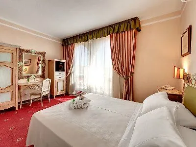Colonna Palace Mediterraneo 4* 올비아