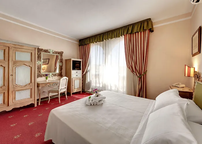 Hotel Colonna Palace Mediterraneo 4*