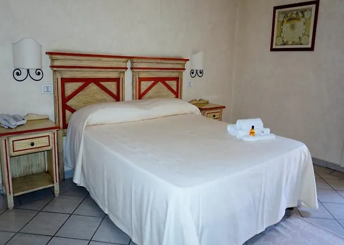 Hotel Colonna Palace Mediterraneo 4*