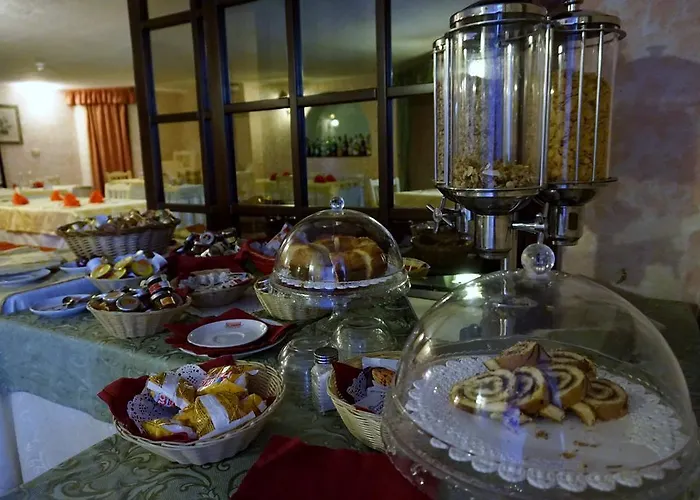 Hotel Colonna Palace Mediterraneo 4*